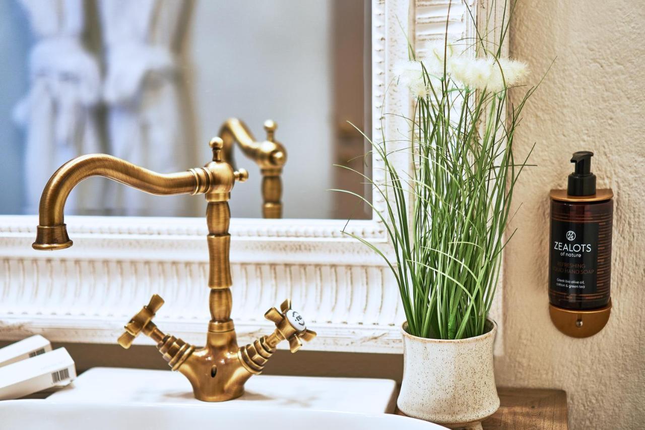Aqua Mykonos Suites - Adults Only Τούρλος Εξωτερικό φωτογραφία