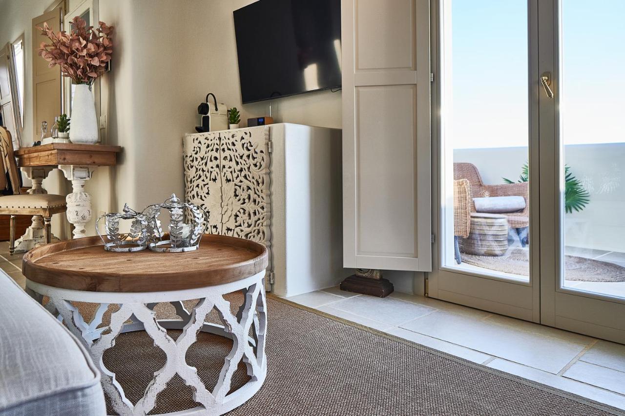 Aqua Mykonos Suites - Adults Only Τούρλος Εξωτερικό φωτογραφία